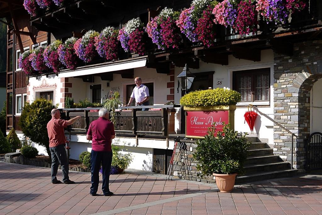 Haus Angela Otel Sankt Jakob in Defereggen Dış mekan fotoğraf