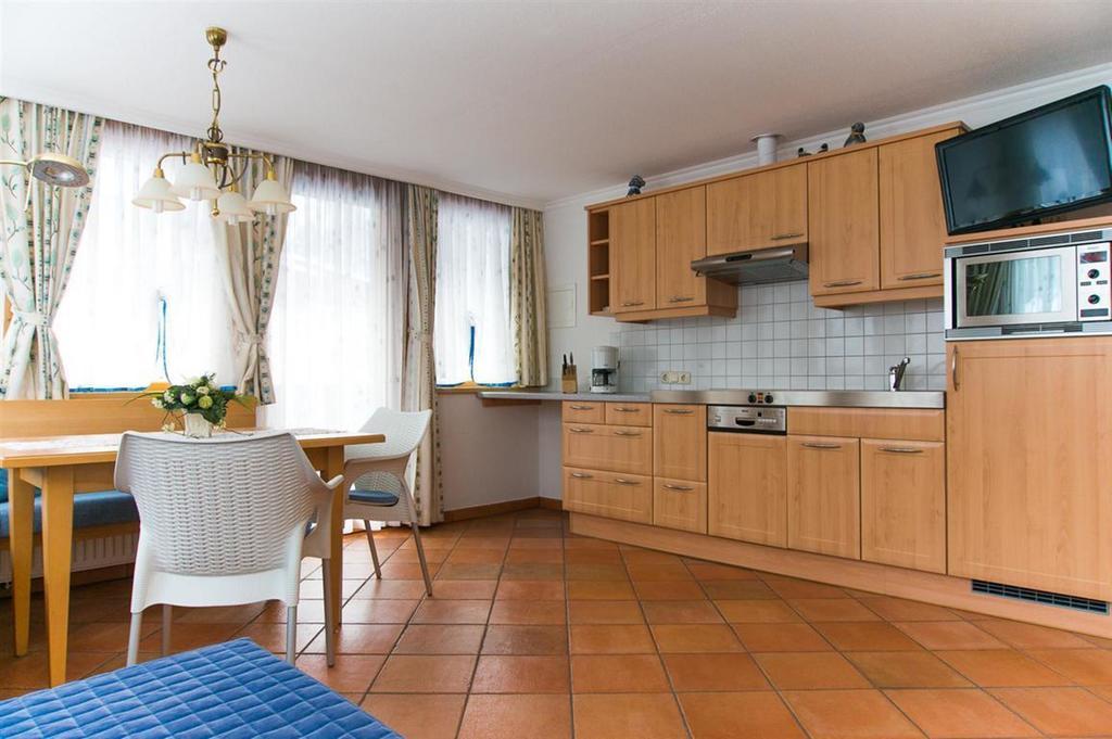 Haus Angela Otel Sankt Jakob in Defereggen Oda fotoğraf